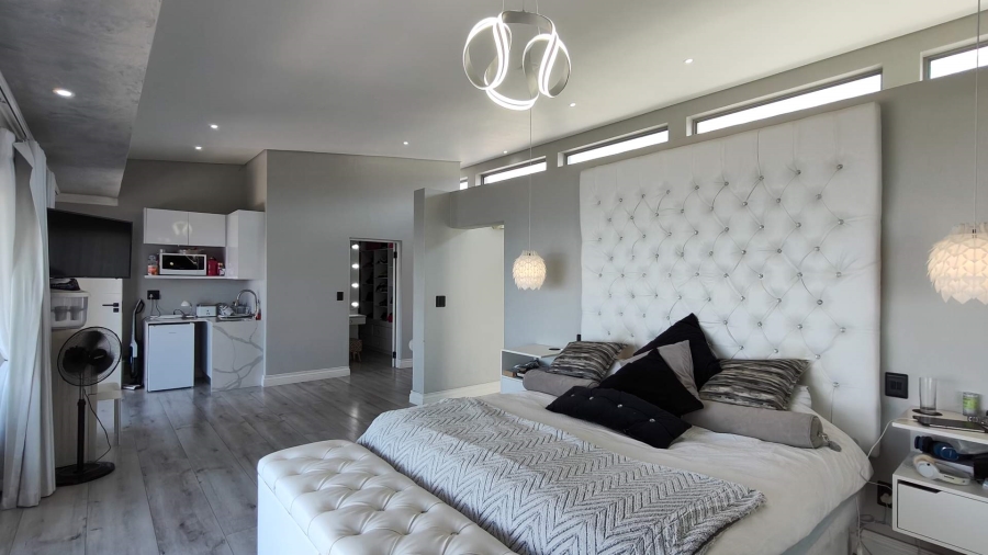 4 Bedroom Property for Sale in Pinnacle Point Golf Estate Western Cape